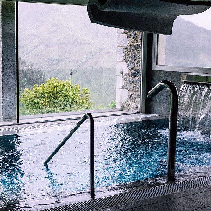 spa/hot tub maintenance