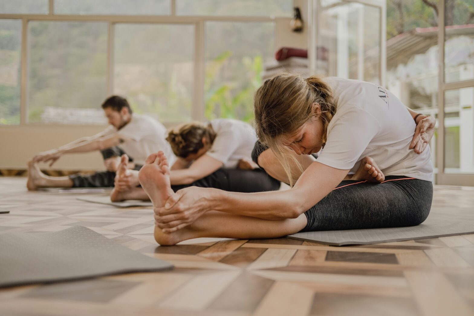 wellness amenities people doing pilates